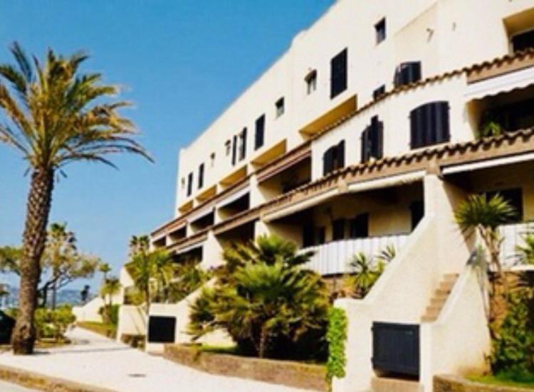 Petit Cocon Magnifique Vue Sur Marina Dans Le Golfe De Saint Tropez Apartment Cogolin Ngoại thất bức ảnh
